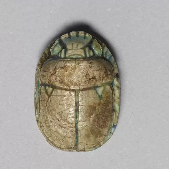 Amuleto portafortuna scarabeo
