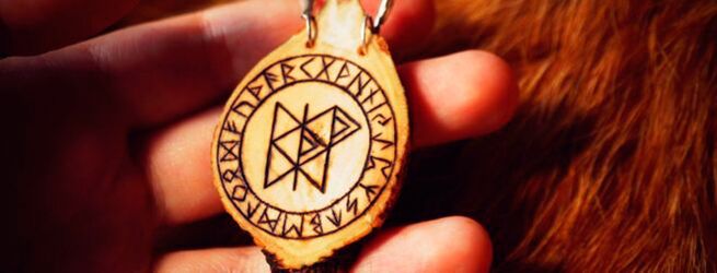 Rune sull'amuleto della fortuna