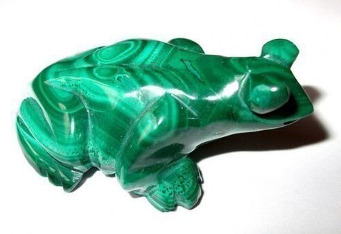 rana verde in malachite a forma di amuleto della fortuna